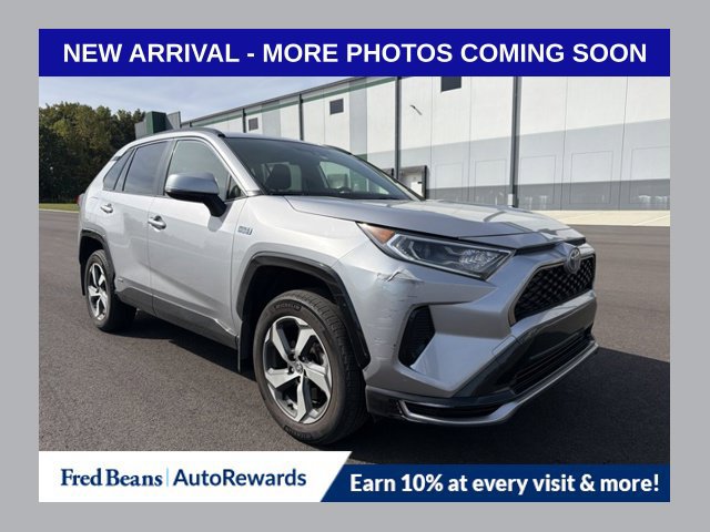 Used 2021 Toyota RAV4 SE w/ Weather & Moonroof Package AWD/4WD image 1