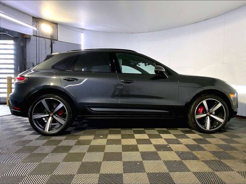 Certified 2023 Porsche Macan S AWD/4WD image 8