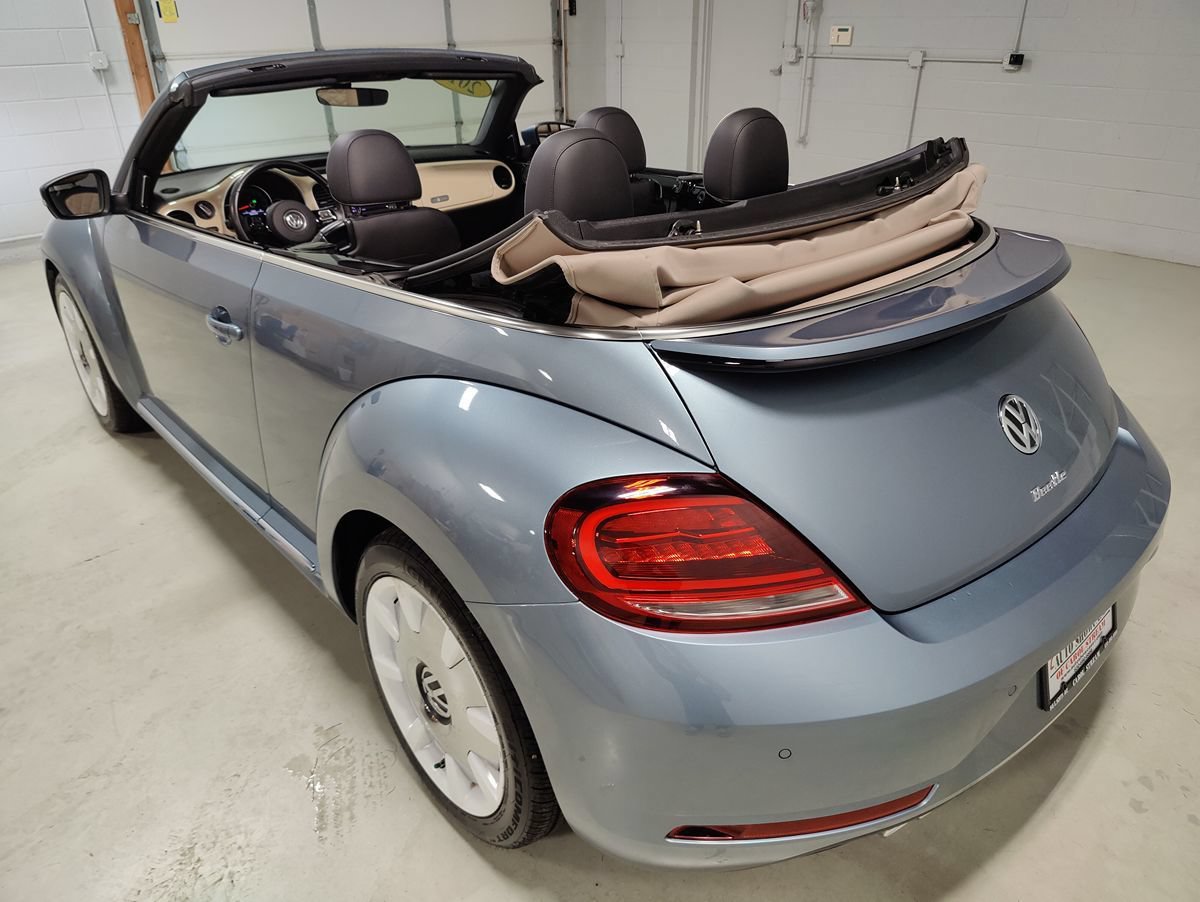 Used 2019 Volkswagen Beetle 2.0T Final Edition SEL FWD image 17