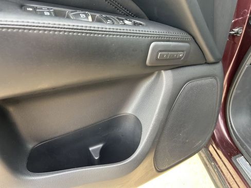 Used 2015 INFINITI QX60 AWD w/ Premium Package image 12