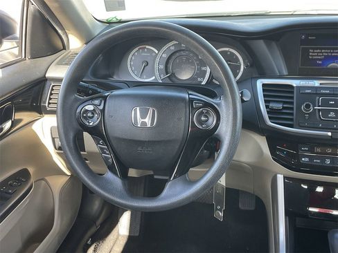 Used 2016 Honda Accord LX image 13
