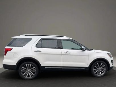 Used 2017 Ford Explorer Platinum