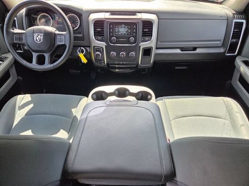 Used 2019 RAM 1500 Classic SLT AWD/4WD image 17