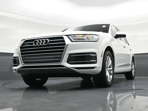 Used 2019 Audi Q7 2.0T Premium w/ Convenience Package image 32
