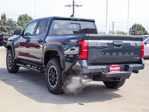 New 2026 Toyota Tacoma TRD Off-Road AWD/4WD image 5