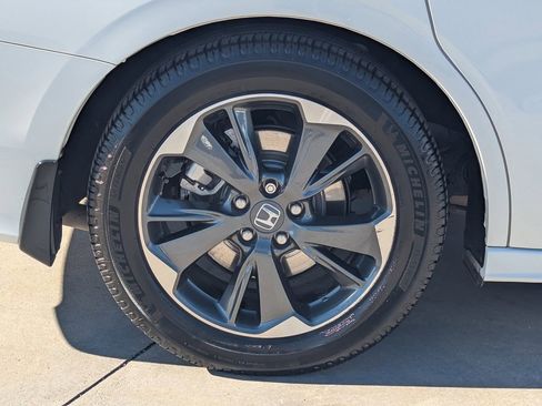 Certified 2023 Honda Odyssey Elite image 7