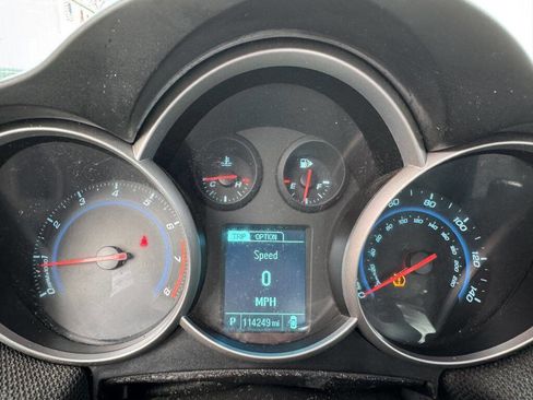 Used 2014 Chevrolet Cruze LT image 12