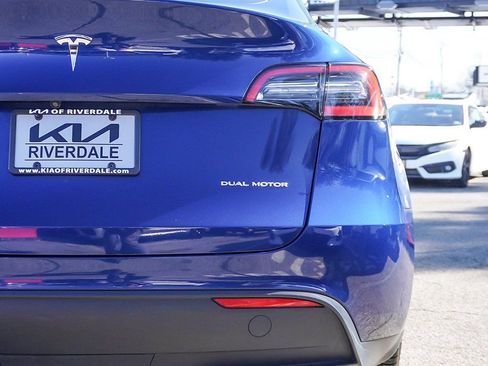 Used 2023 Tesla Model Y Long Range image 16