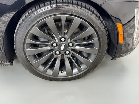 Used 2016 Cadillac CTS Luxury w/ Black Chrome Package RWD image 32