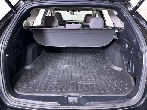 Used 2020 Subaru Outback Premium image 27