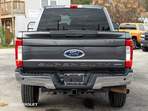 Used 2017 Ford F250 XLT w/ XLT Value Package image 7