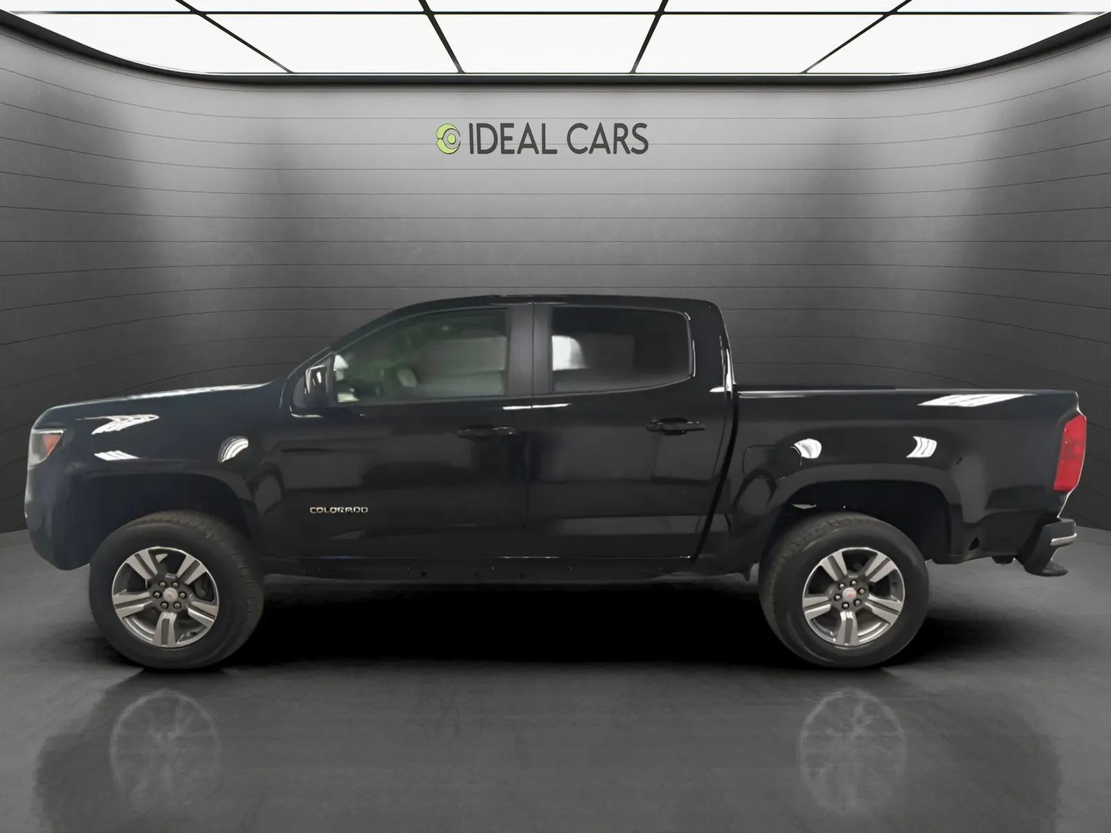 Used 2017 Chevrolet Colorado W/T w/ Custom Special Edition RWD image 8