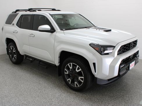 Used 2026 Toyota 4Runner TRD Sport RWD image 4