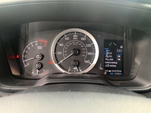 Used 2021 Toyota Corolla LE FWD image 29