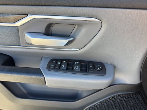Used 2023 RAM 1500 Big Horn AWD/4WD image 16