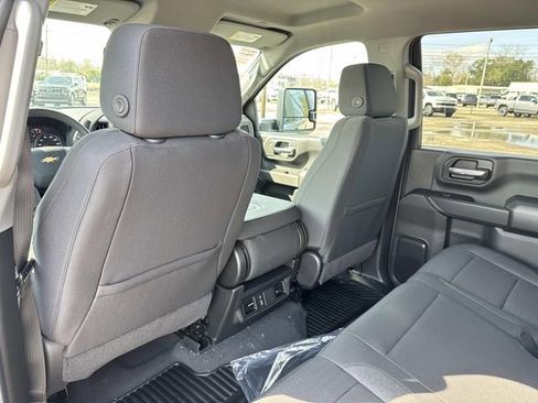 New 2026 Chevrolet Silverado 2500 Custom w/ Custom Value Package AWD/4WD image 36