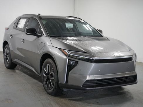 New 2026 Toyota bZ FWD image 3