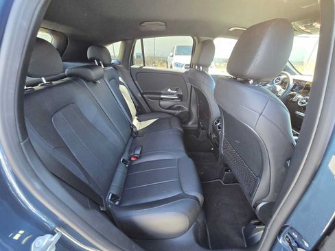 Used 2021 Mercedes-Benz GLA 250 image 12