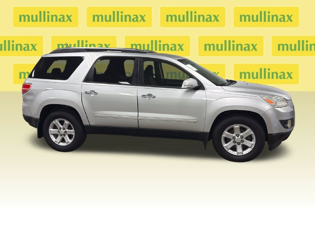 Used 2009 Saturn Outlook XE w/ Convenience Package FWD image 19