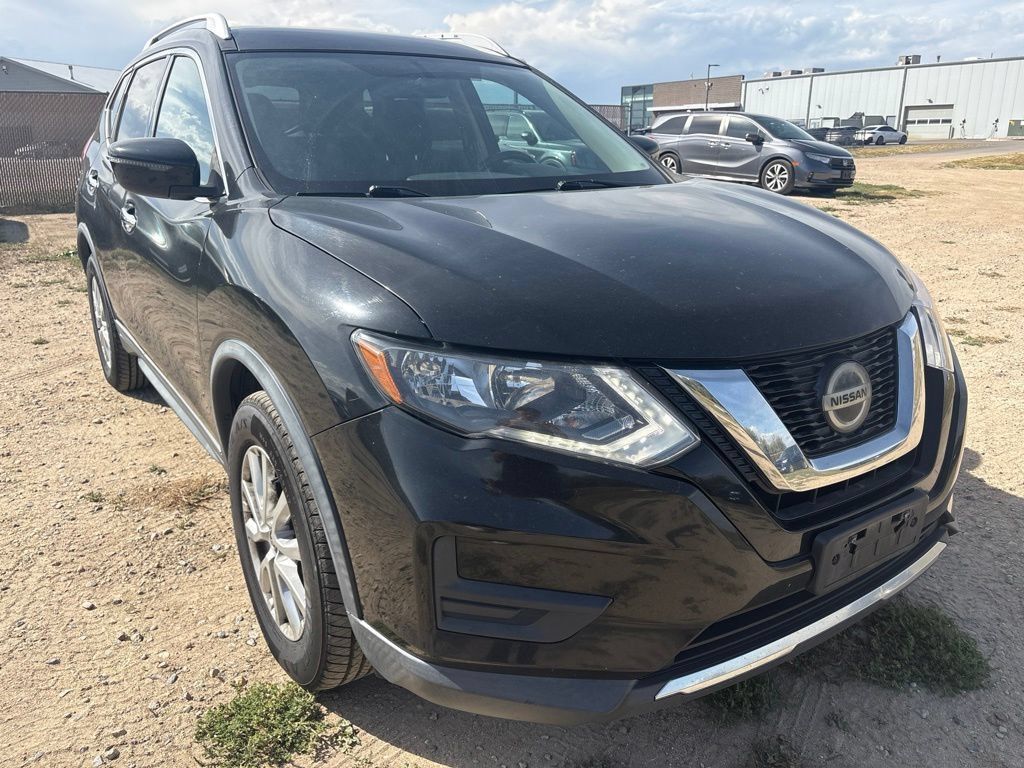 Used 2018 Nissan Rogue SV AWD/4WD image 7