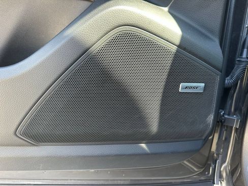 Certified 2024 Porsche Cayenne Coupe AWD/4WD image 19