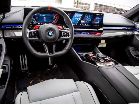 New 2026 BMW M5 w/ Carbon Package AWD/4WD image 17