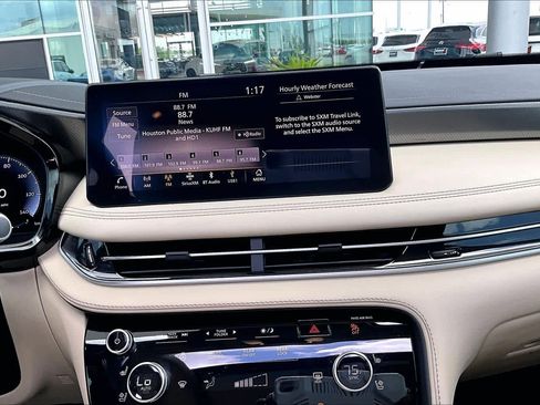 Used 2024 INFINITI QX60 Luxe image 7