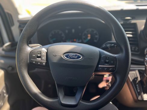 Used 2020 Ford Transit 350 XL image 33