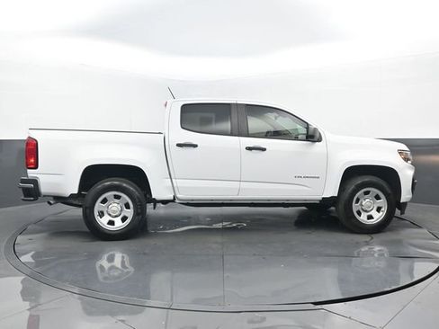 Used 2022 Chevrolet Colorado W/T image 2