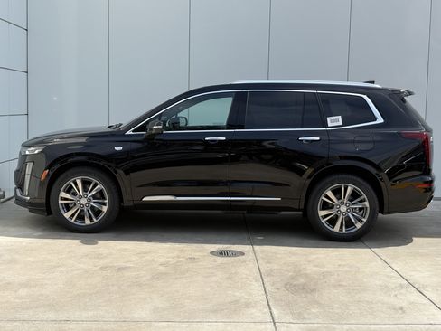 New 2025 Cadillac XT6 Premium Luxury w/ Technology Package image 4