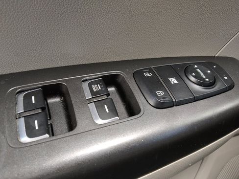 Used 2021 Kia Sportage LX FWD image 27