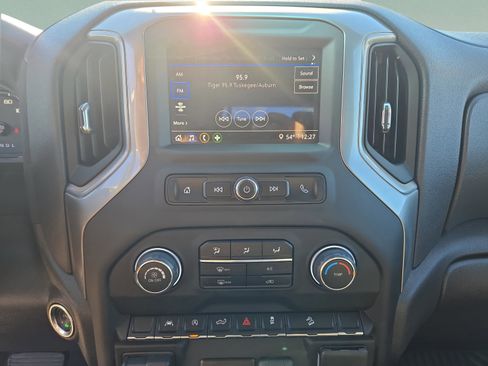 Used 2024 Chevrolet Silverado 1500 Custom Trail Boss image 15