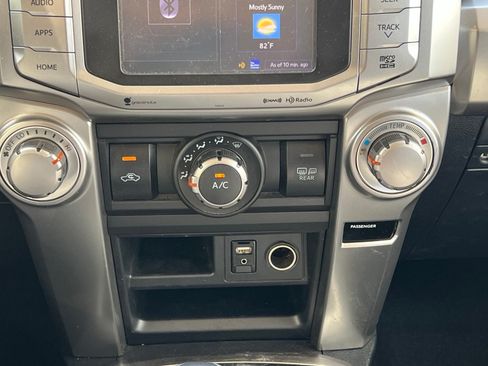 Used 2019 Toyota 4Runner SR5 Premium RWD image 35