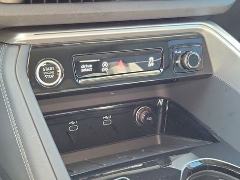 Certified 2025 Audi Q5 Premium Plus w/ Premium Plus image 26