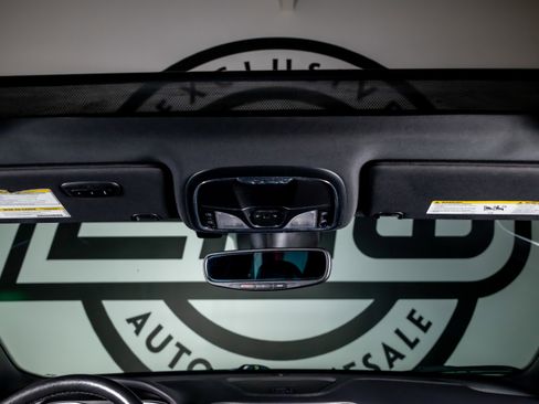 Used 2020 Jeep Cherokee High Altitude AWD/4WD image 9