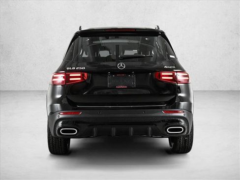New 2026 Mercedes-Benz GLB 250 4MATIC image 7