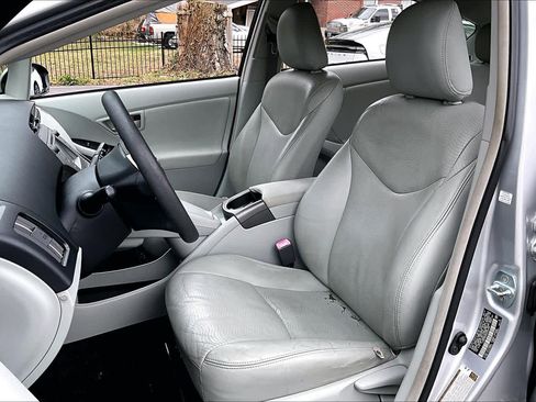 Used 2012 Toyota Prius Three image 7