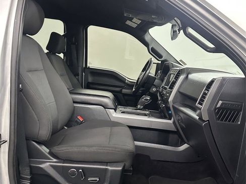 Used 2018 Ford F150 XLT w/ Equipment Group 302A Luxury image 40