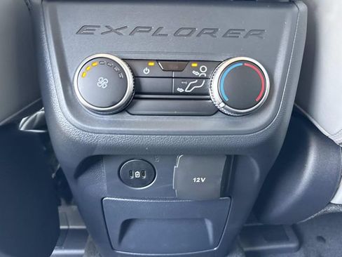 New 2025 Ford Explorer Active w/ Active Comfort Package image 17