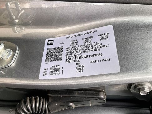 Certified 2024 Chevrolet Colorado Trail Boss w/ Advanced Trailering Package AWD/4WD image 30