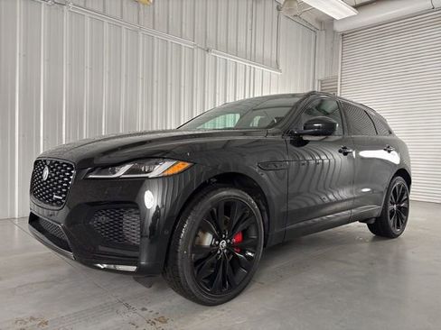 Used 2025 Jaguar F-PACE R-Dynamic S image 2