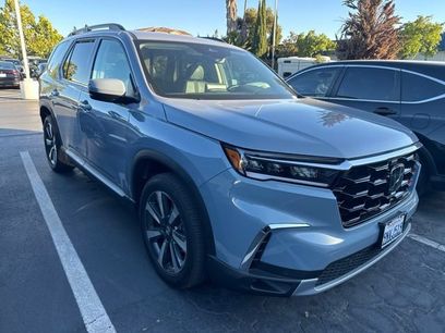 Certified 2025 Honda Pilot Touring