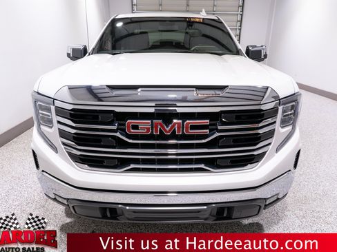 Used 2023 GMC Sierra 1500 SLT w/ SLT Premium Package AWD/4WD image 7