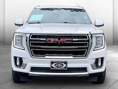 Used 2022 GMC Yukon SLT w/ SLT Premium Package AWD/4WD image 2