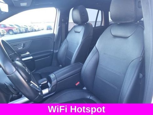 Used 2023 Mercedes-Benz GLA 250 4MATIC image 11