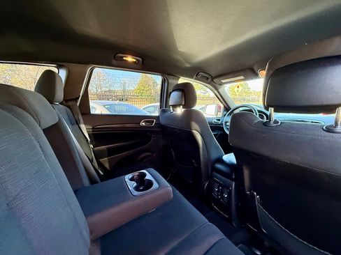 Used 2014 Jeep Grand Cherokee Laredo w/ Quick Order Package 23E image 27