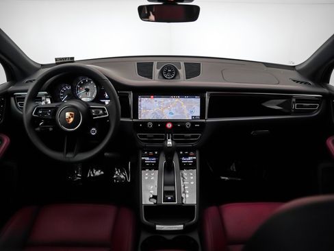 New 2026 Porsche Macan S image 15