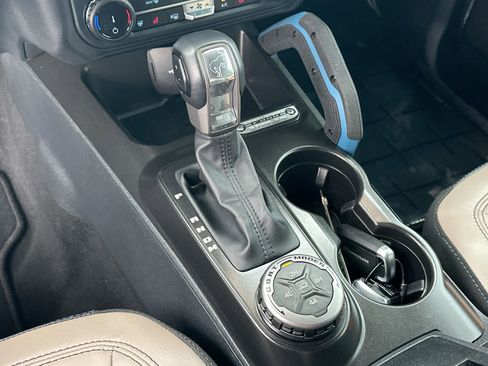 Used 2022 Ford Bronco Wildtrak image 20