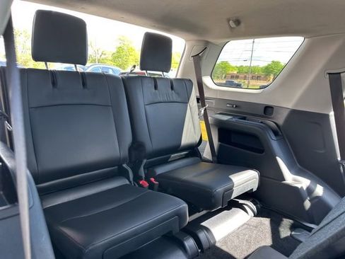 Used 2023 Toyota 4Runner SR5 Premium w/ Moonroof Package AWD/4WD image 17