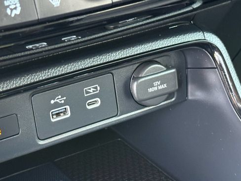 Used 2025 Honda CR-V EX-L image 24